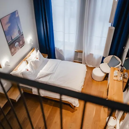 The Layhead Hotel